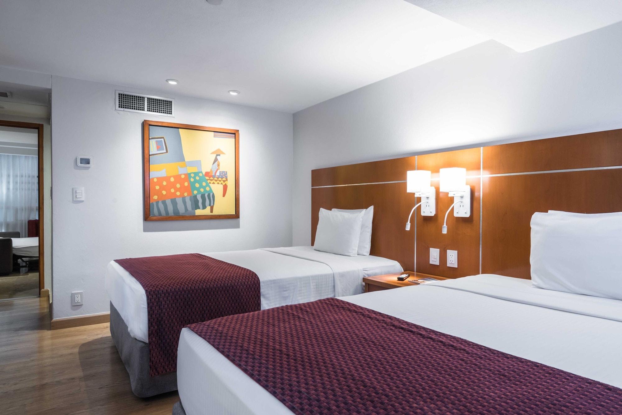 Eurostars Zona Rosa Suites Мехико Экстерьер фото A typical room at the hotel
