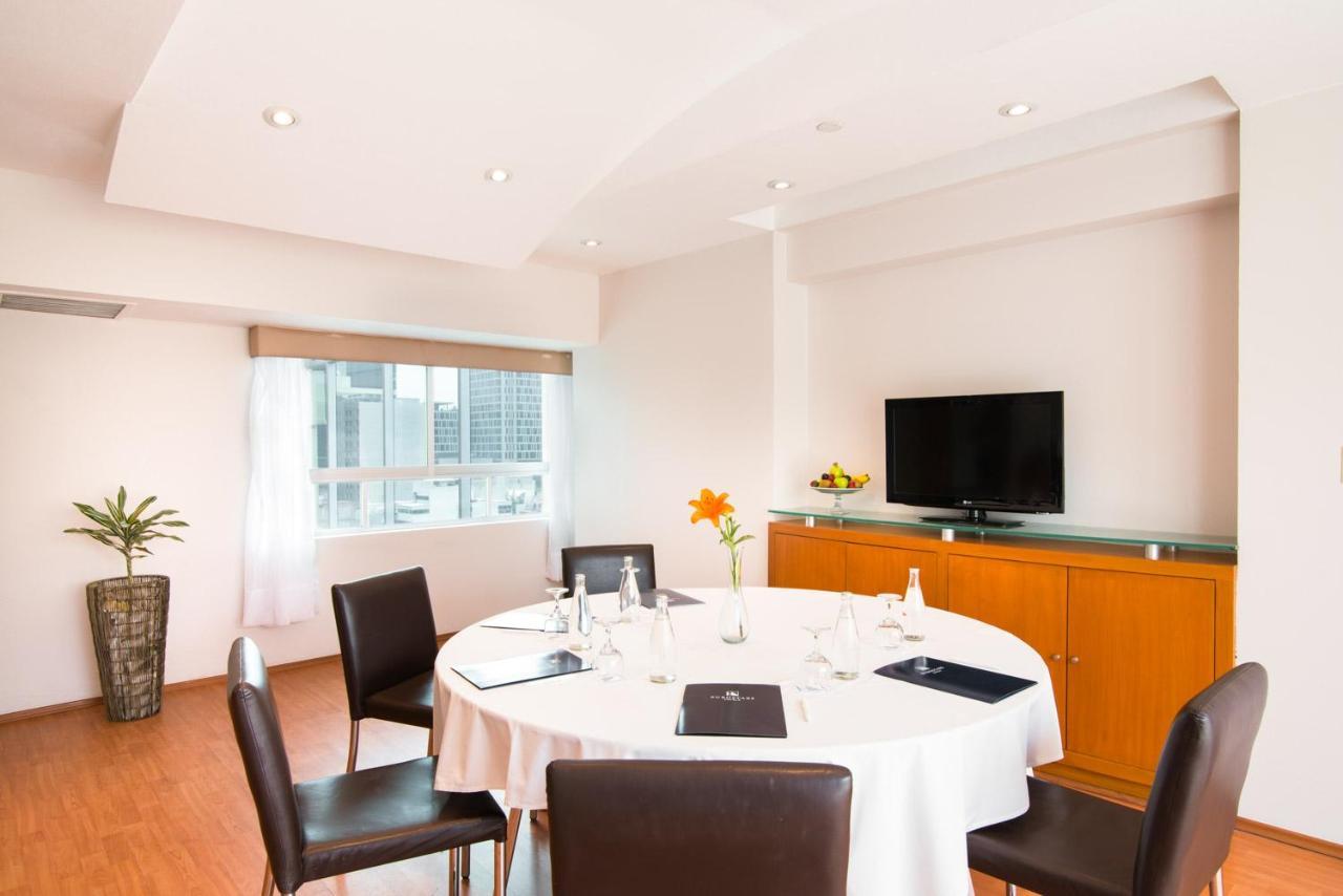 Eurostars Zona Rosa Suites Мехико Экстерьер фото Meeting room at the hotel