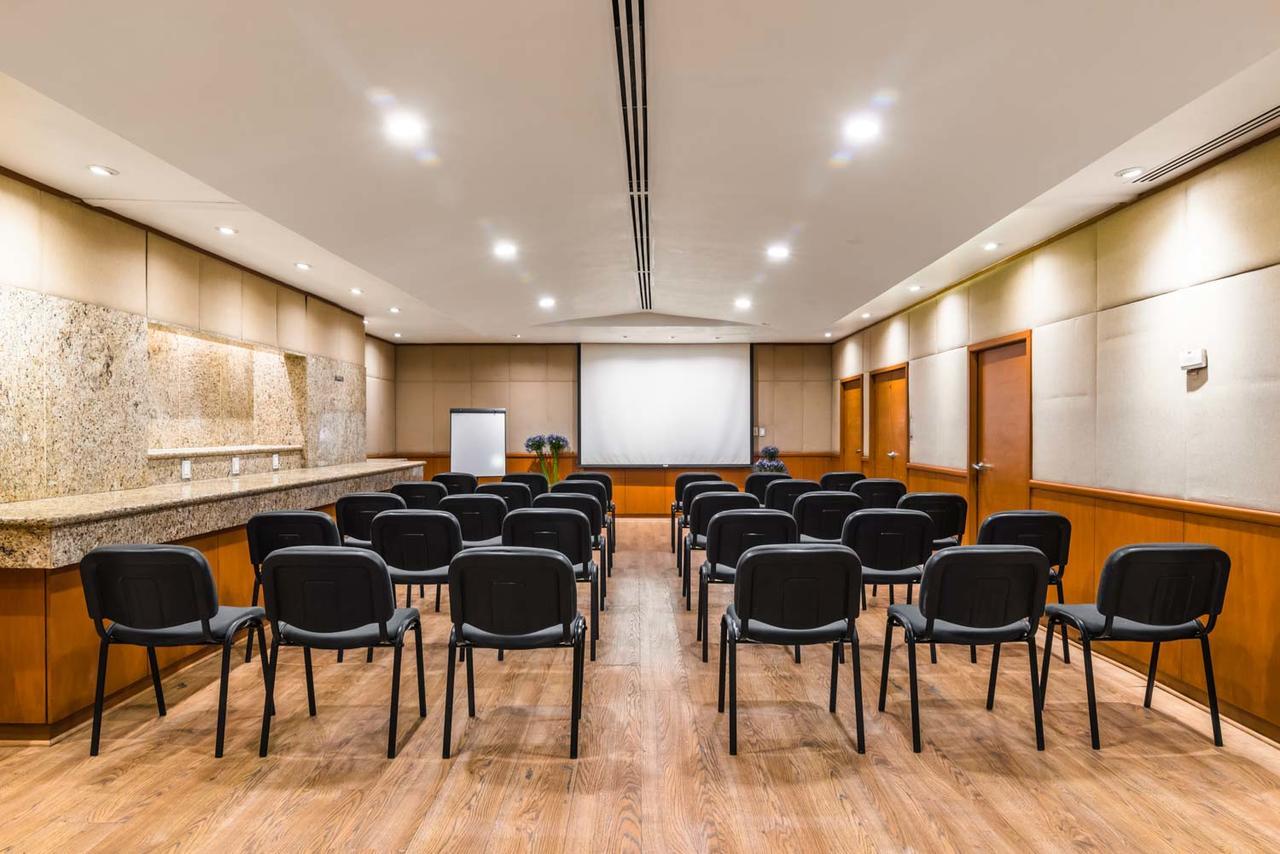 Eurostars Zona Rosa Suites Мехико Экстерьер фото Meeting room